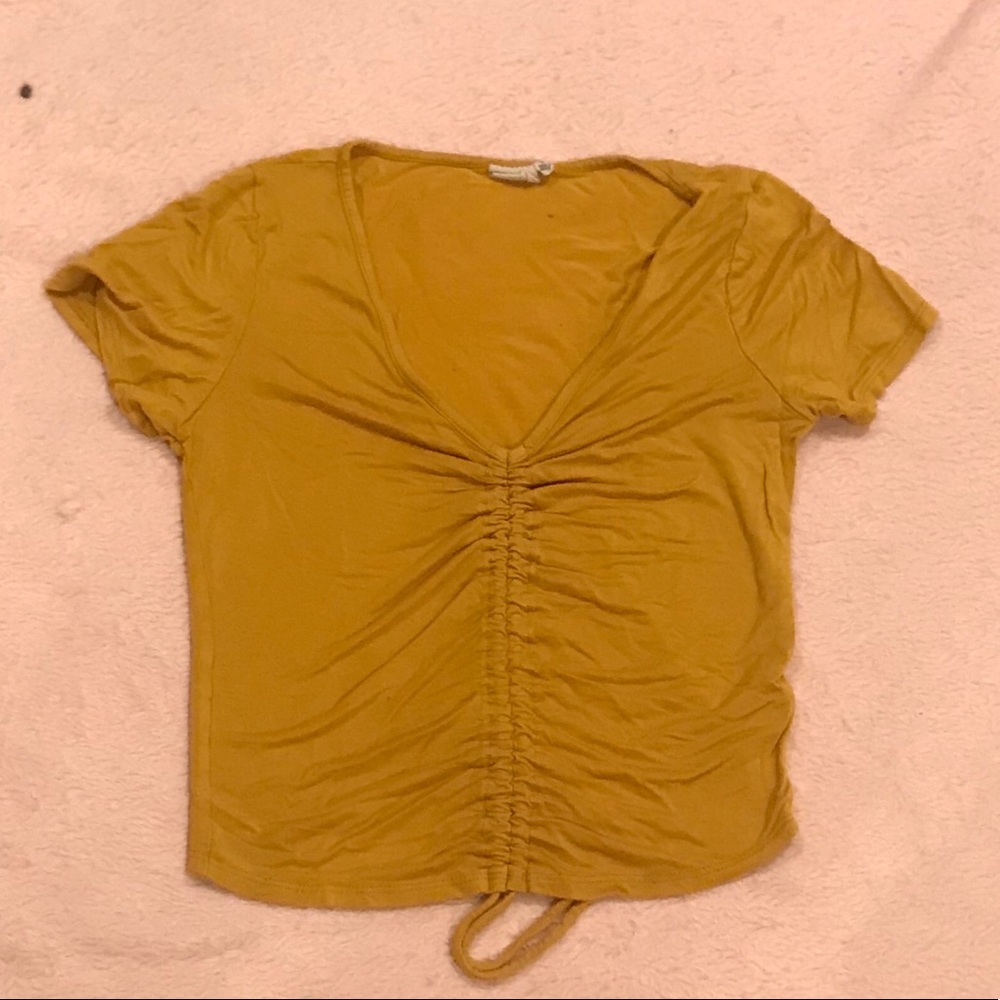 Singh cropped top yellow
